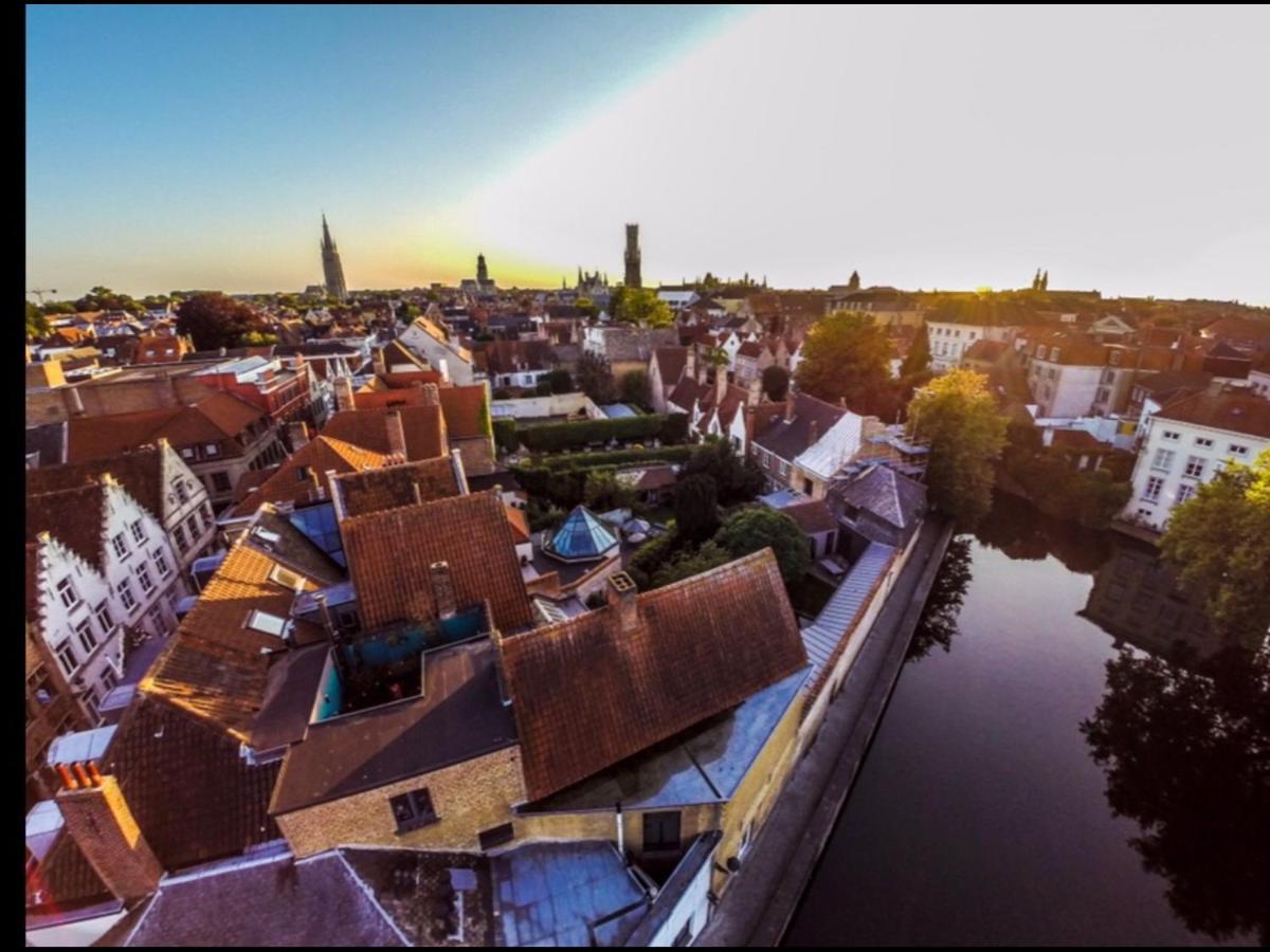 Canal Central Bruges Exterior photo